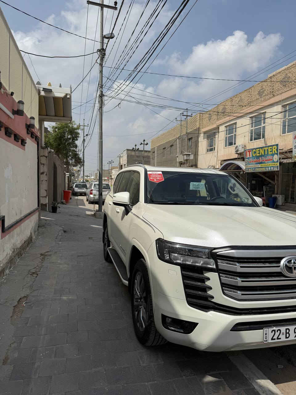 سلام عليكم
لاندكروز موديل 2024 ساز ام ضمان بعده داخل الضمان 
تون توربو زيرو ماشيه 3400 كيلو 
سياره كفاله عامه من كلشي حتا من جكه الابره 
فول مواصفات ال ساز معروف ماواصفاته 
رقم التواصل ***********
