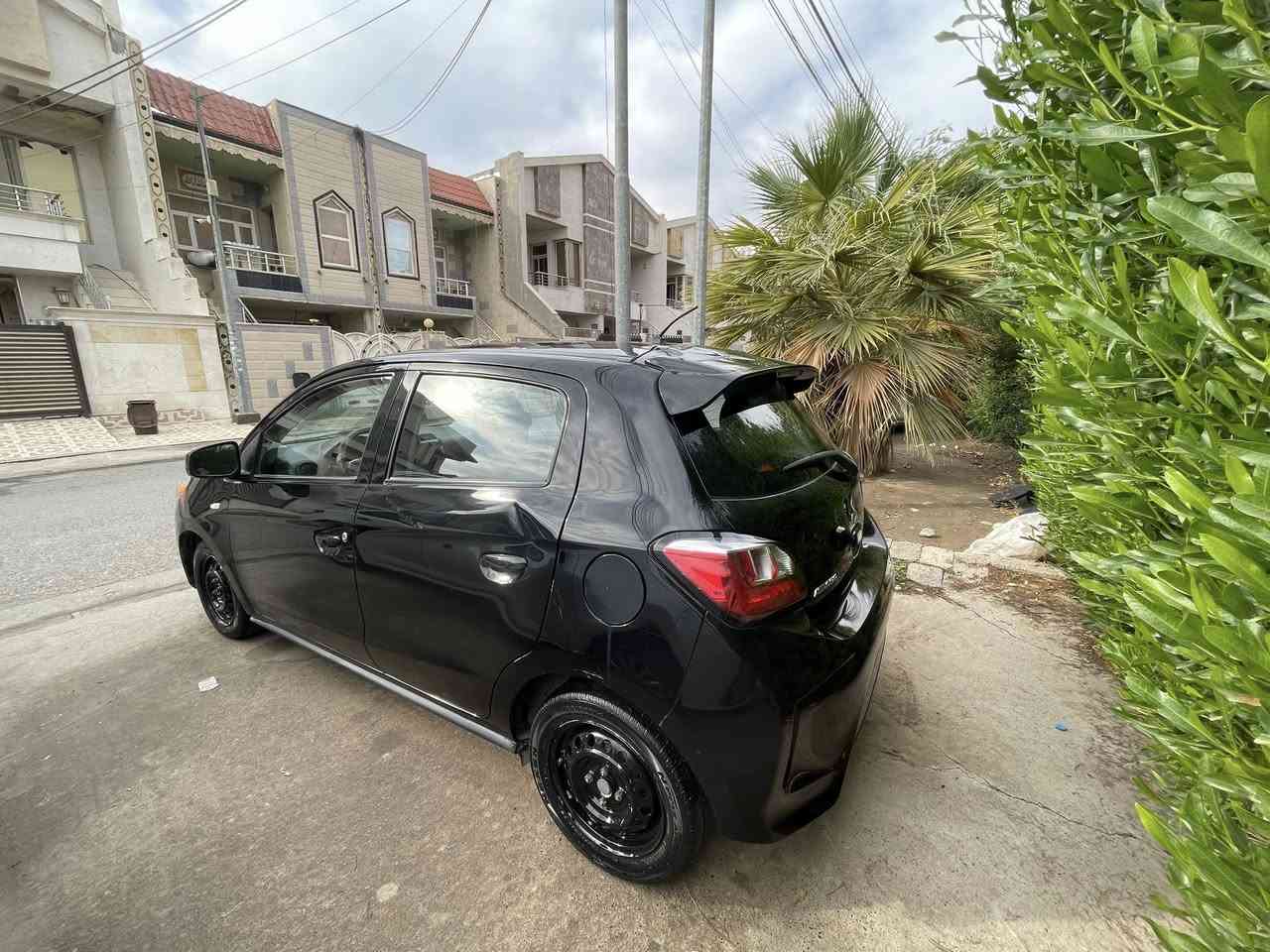 متسيوبيشي ميراج هاج باك  
موديل 2021 ... 
السنوية جدید والرقم شیمال الجديد ( الانكليزي ).. 
تحويل ثاني يوم و مكان السيارة اربیل ..
مواصفات السيارة 👇🏻👇🏻👇🏻
🛑المكينة1200cc
🛑الكيرcvt
🛑التشغيل و الباب و الجنطة بصمة
🛑تحكم ستيرن جهتين
🛑اوتو لايت
🛑اربع جام كهرباء +جامه السائق اوتو
🛑تدفئة كشنات
🛑حساس اطارات
🛑شاشة كبيرة نظام كار بلي
🛑شاشة ثانية خاصة للتبريد
🛑منفذ USB
🛑اشاير بالمري
🛑دكتات التبريد و منصة الكير كاربون فايبر
🛑تجوة الايد لاربع ابواب كاربون فايبر
🛑بك لايت لد
🛑رادار امامي مع توقف ذاتي مع الرادار
🛑انظمة قيادة ايكو و سبورت
🛑انظمة تحديد المسار
🛑مانع الانزلاق
🛑نظام تثبيت السرعة
🛑نظام الABS للمكابح
🛑كشنات نص جلد ( سبورت ) مطعم احمر
🛑ستيرن نص جلد سبورت
🛑كاميرة اصل
🛑بلوتوث 
 
حادث بونت صفحە سکن بدون دواخر قطع واحد کلیر امریکا 
بدون شواصي و بدون لغود مكفولة من العيب الشرعي .. 

السعر ٨٥ ورقة و بيه مجال قلیل 

التواصل / ***********فایبر واتساب
