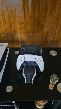 بلايستيشن • استعمال شخصي • ٣٠٠ ساعة