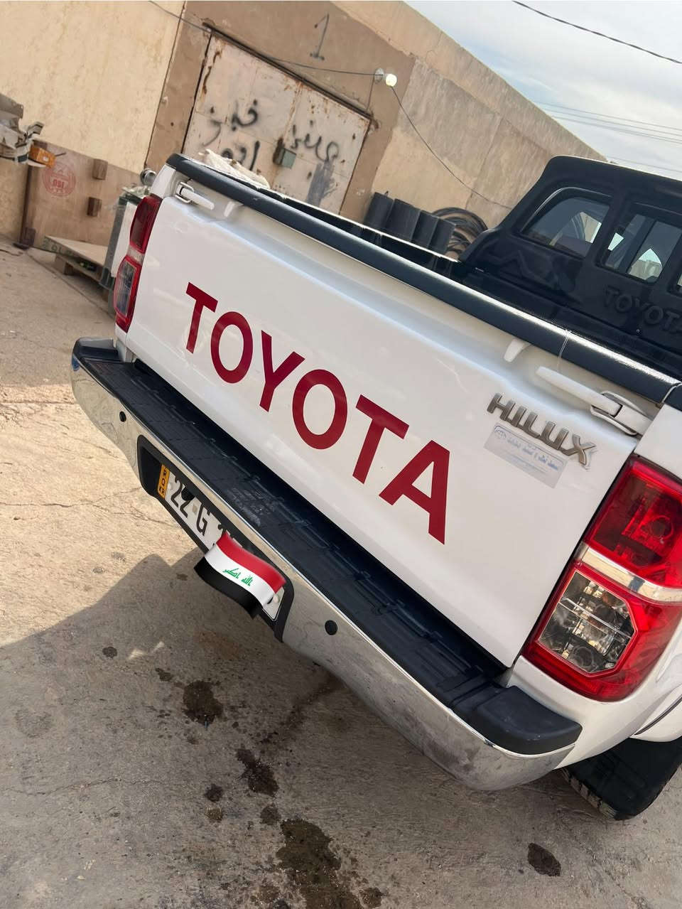 ‏سلام عليكم توجد بيكم دفع رباعي هايلوكس موديل 2014 كويتي مكفول كفالة عامة ماشي230الف الاستفسار الاتصال على الرقم ***********￼￼￼
