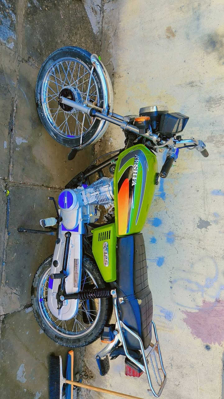 السلام عليكم دراجه للبيع موديل 2015 دراجه حلوه نظيفه محرك 21 ناعم اوراق وصولي جددد مكاني كود شارع النفط سعر 475☎️📞📞‏‪***********‬‏
