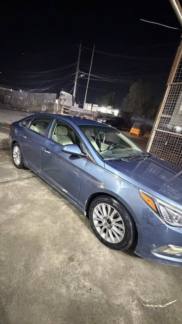 السلام عليكم 
سوناتا للبيع موديل ١٧
وارد امريكي محرك جيتي اي 
ماشيه   ٢٤٠ ميل
تحكم استيرن فول شاشه جديده 
بيه ٣ قطع 
ايرباكات سليمه
  تخم تاير جديد 
تبريد تدفئه خير من الله 
صدر جديد ادامه جديده 
رقم أربيل الإنكليزي
(((((سعر السياره 125 وبيها مجال بسيط)))))
مكان السياره الشعب 
***********
