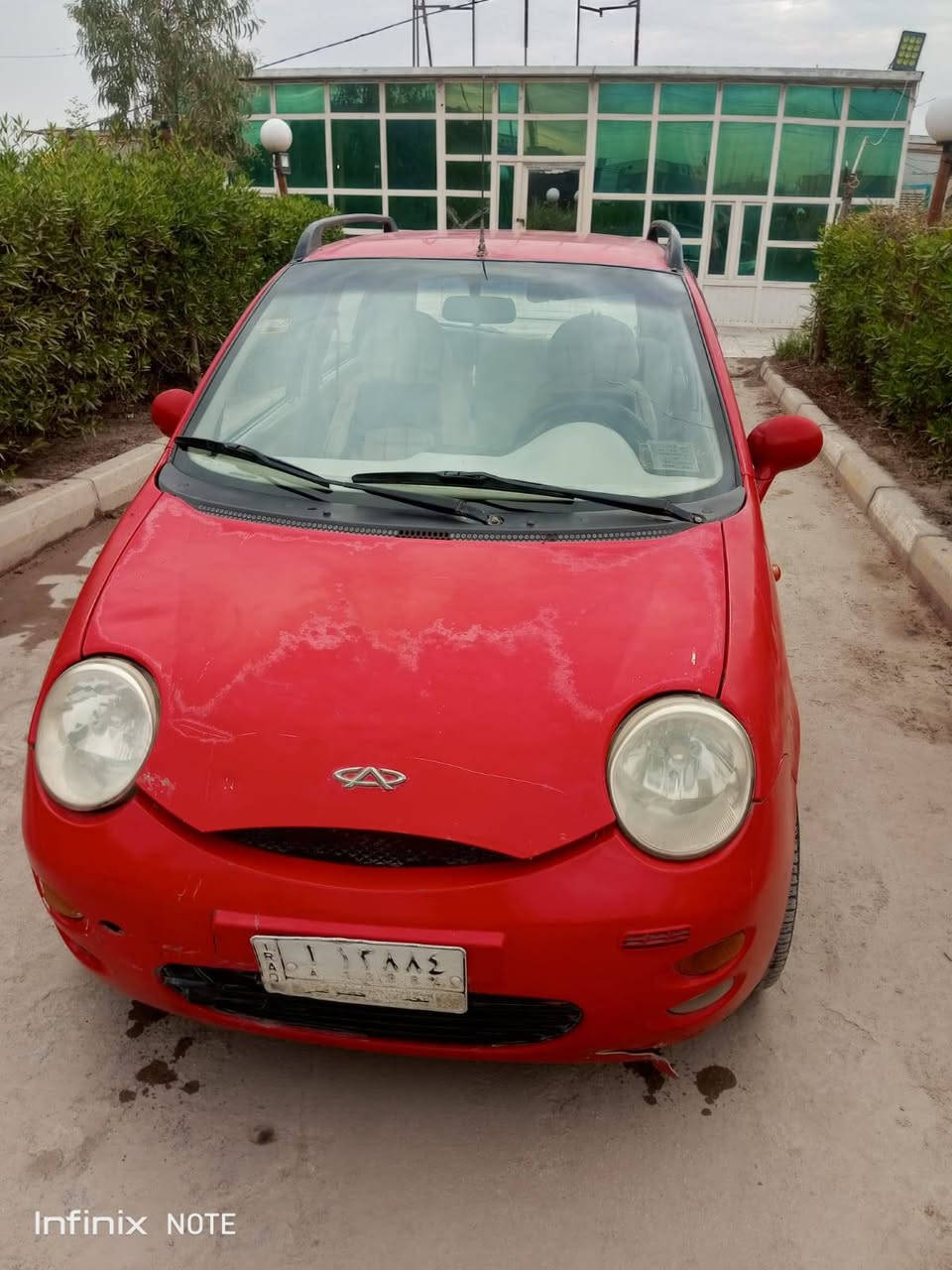 سلام عليكم للبيع كيو كيو 2012 سياره بيه بس باب رش والباقي مكفول ومكينه وكير شرط اوتوماتيك السعر ٢٥ وبيه مجال بصيط *********** المكان ديوانية
