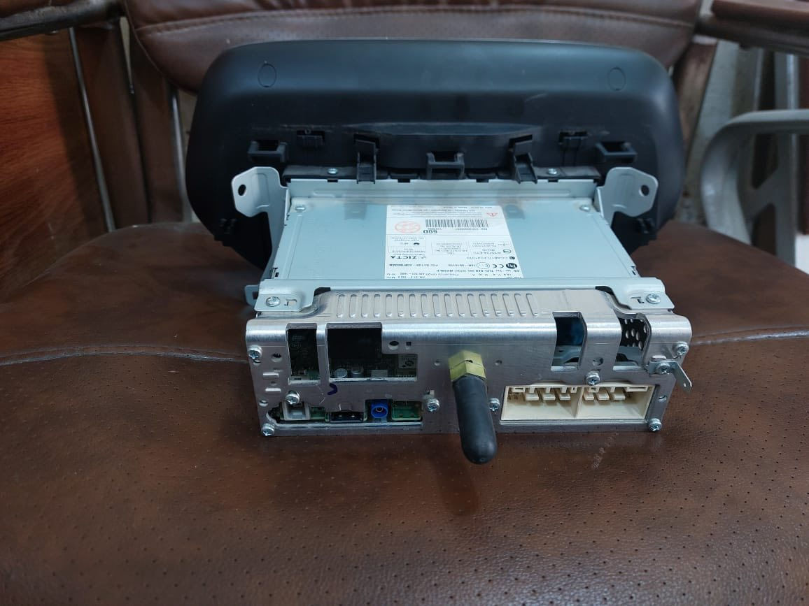 شاشه توسان اصليه 200 دولار نهايته ***********
