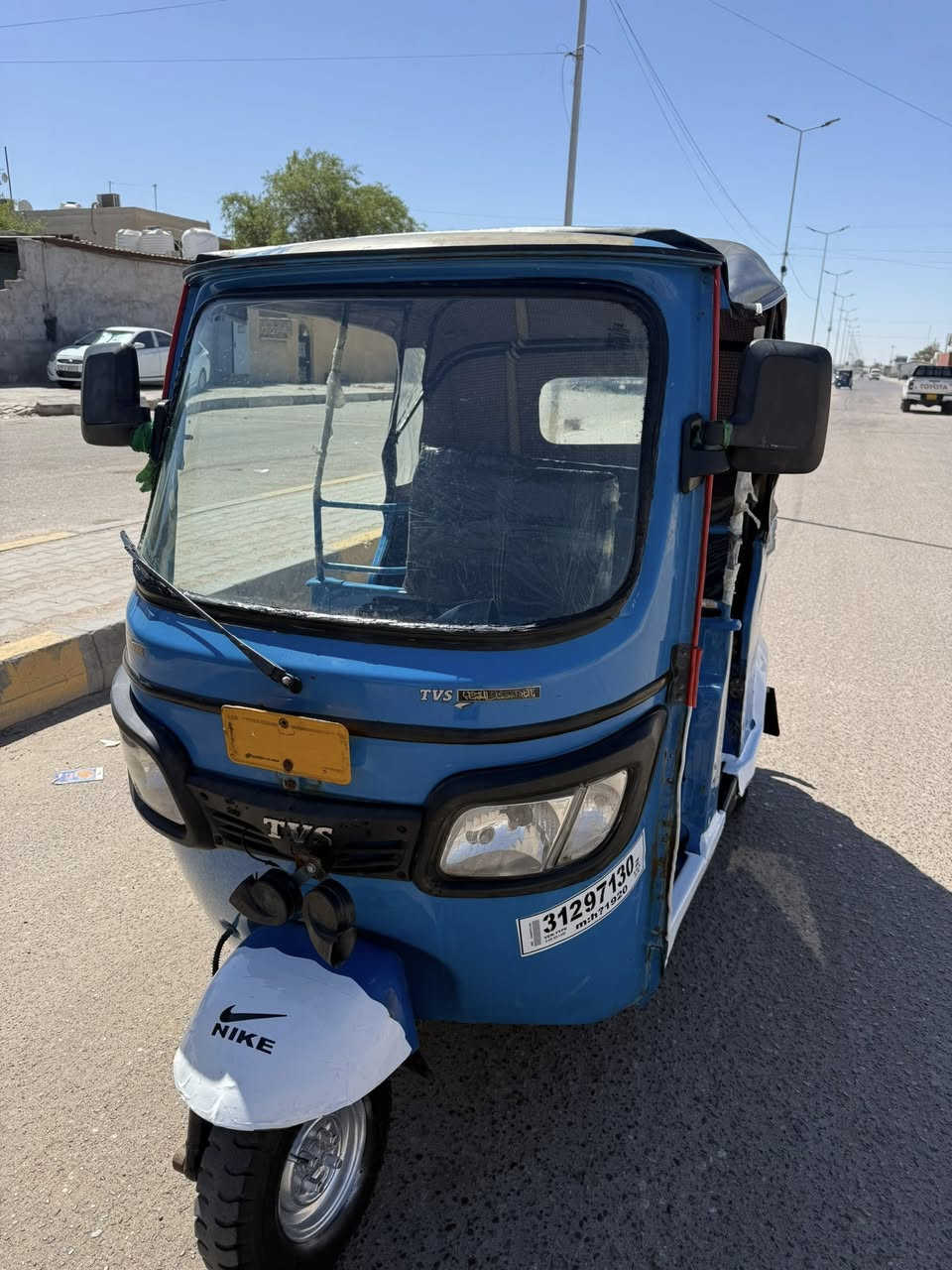 السلام عليكم تكتك للبيع موديل 20 كفاله بدي ومحرك ستوني شاده صارلي اسبوع تكتك جاهزة من كلشي رقم وسنوية عنوان بصرة اول لاين ***********
