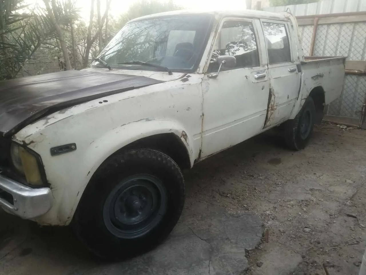 تويوتا بيكم ستاوت 82 بغداد رقم أصفر سنويه عظم لغاية نهاية 24 باسمي محرك5R السياره شغاله مستخدمه يرادله تعمير  السعر23ورقه الاتصال على واتس اب ***********
