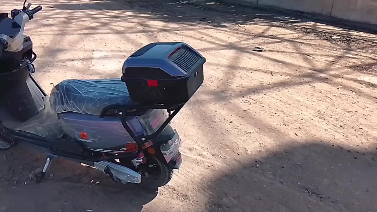 سلام عليكم درجه شحن لبيع 2026
ست6بطاريات 
ملف 2500W
اربع نمر 
الايتات عالي ناصي 
اربع اشاير 
32انبير 
الاستفسار أكثر انتصال بل رقم :،***********بي وتساب السعر 850قفل ربع ماينزل ستعمال شهر الي مو شراي لا يجي
