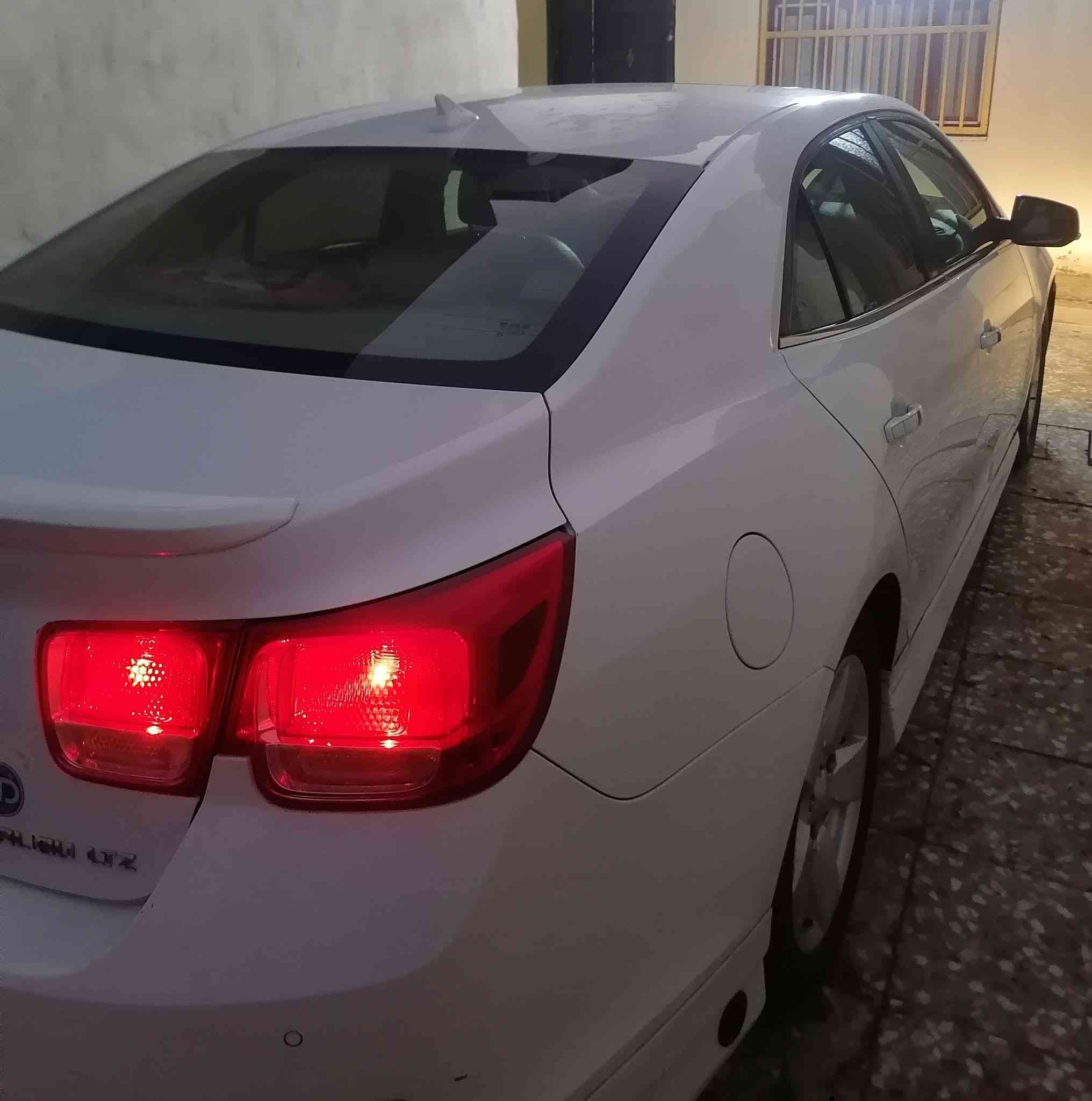 السلام عليكم
ماليبو 2013 ltz خليجي 

محرك 2400 مكفول وكير

 وحداديه 70 ٪ وتبريد جاهز

بيها منظومة غاز جديدة شد شركة رصينة مع منظومة البانزين

سياره نظيفه وجاهزه 

 ماشيه 150 الف كم 

سياره بيها بس بارد مكانات مابيها صبغ ولا ظربه 

رقم بغداد مشروع وطني سيارة باسمي تحويل ثاني يوم

مواصفات السياره فول خليجي ومعروفه مواصفاتها 

السعر 115و بيها مجال بسيط .....

 الاستفسار اتصال على الرقم 

*********** اتصال او واتساب
