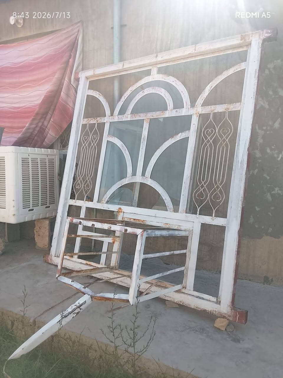 البيع شبابيك سعر الواحد 100رقم/***********
