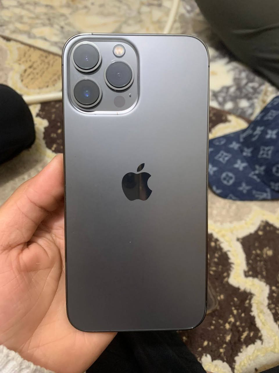 سلام عليكم ايفون 13 برو ماكس ذاكرة ٢٥٦ بطارية ٨٩ جهاز بلادي عل فحص بغداد الزعفرانيه او جسر ديالى القديم *********** واتساب موجود
