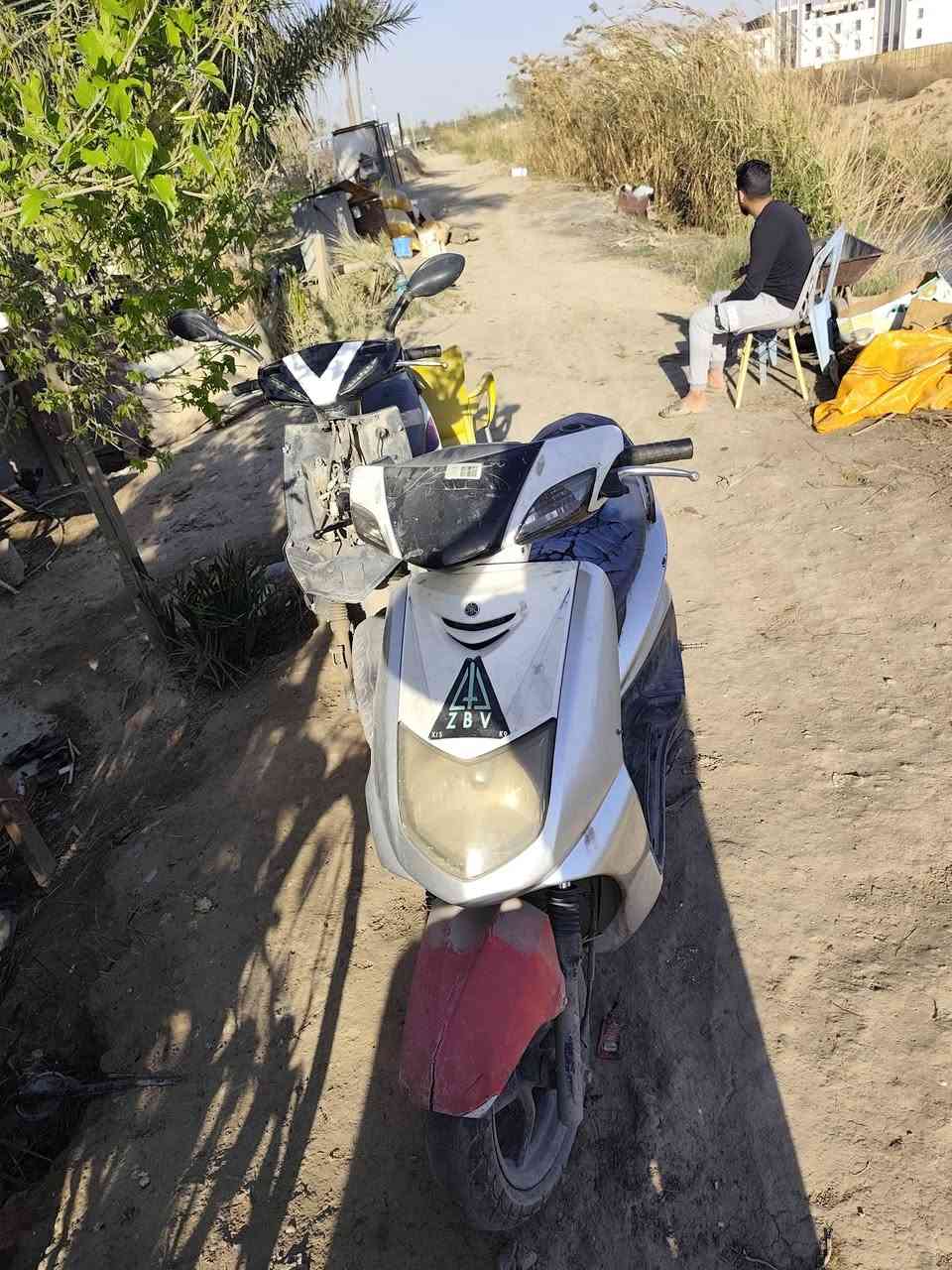 سلام عليكم ورحمه الله وبركاته دراجه سكنز نثيه ١٤٠السرعه للبيع السعر ٣٥٠المكان بغداد  الكاضميه دراجه نكره بكل وقت هندر أو سلف شغاله أو كهربائياتها كلهن شغالات رقم *********** متواجد خاص أو وتساب
