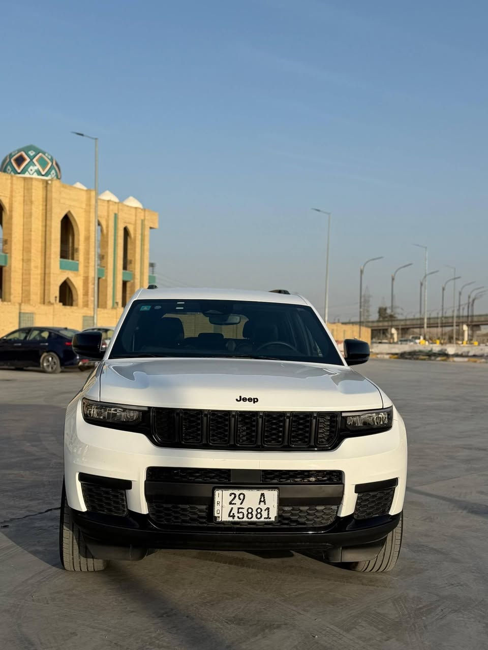 السلام عليكم
جيب كراند شيروكي
7 راكب 
موديل 2024
 التيتيود4×4
سياره نضيفه ولا قطعه مبدله بيها
بعدها ع وضع أمريكا
ماشيه 50 mi 
سياره هواي مواصفات بيها 
صور حادثها مرفقه 
متواجد ع ألفيس 
رقم الهاتف ***********
