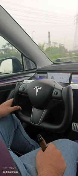 السلام عليكم شباب ستيرن يوك اصلي للبيع سعره 180 الف 
من الاخر اصلي هيتر فتحات صفح
مكاني المنصور 
محمود ***********
