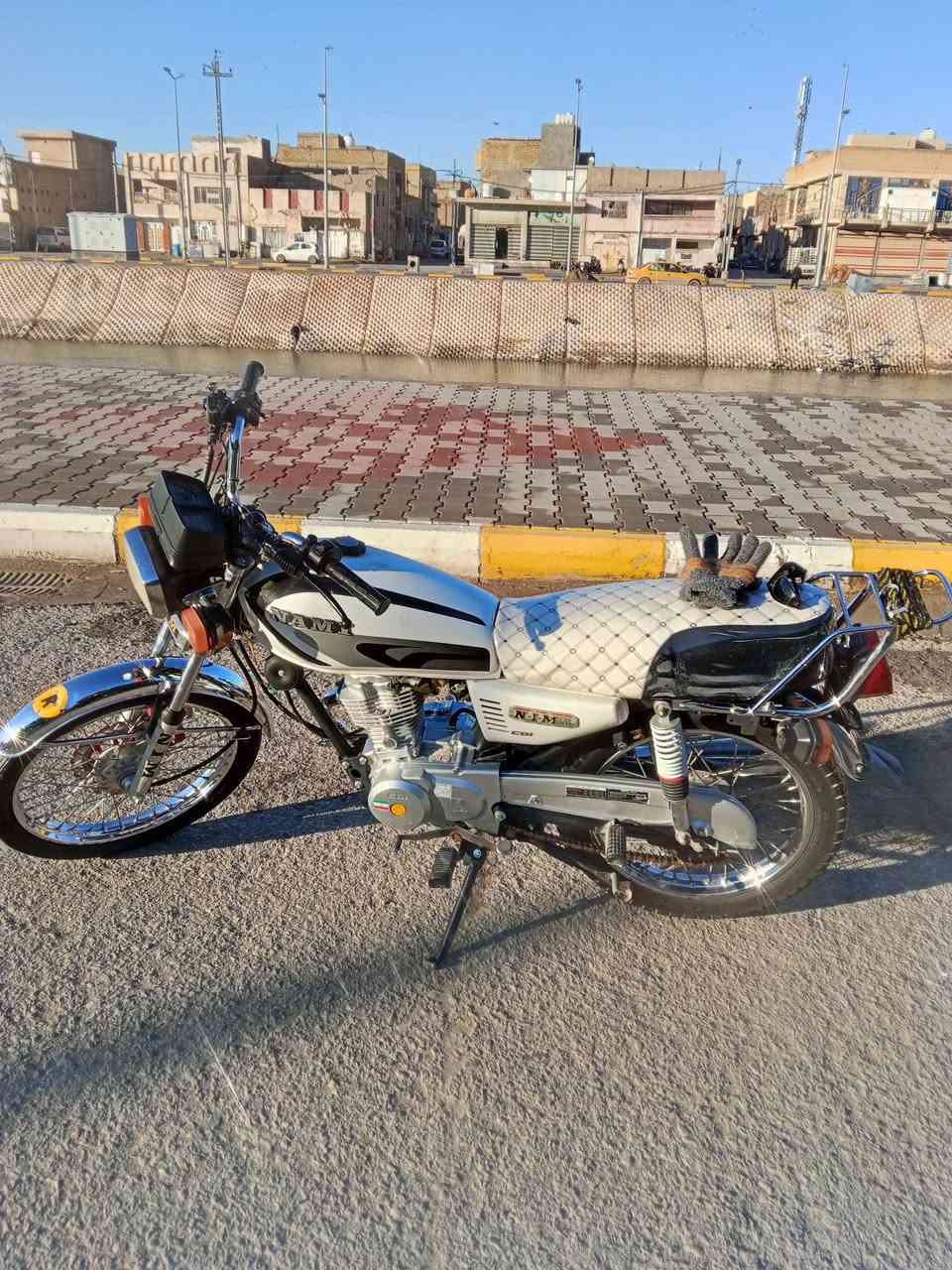 السلام عليكم دراجه نامه للبيع السعر 950موديل 23كوت حي الجهاد للتواصل ***********
***********
