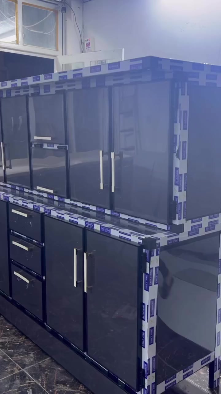 ✨ وفرنا لكم أفضل كاونترات الألمنيوم الاستندر بكل المقاسات! ✨
هل تبحث عن كاونتر عملي، أنيق، ومتين يخدمك لسنوات؟
معملنا متخصص بتفصيل كاونترات ألمنيوم عالية الجودة وبأسعار مناسبة للجميع.

🔧 القياسات الجاهزة المتوفرة:
📏 كاونتر ألمنيوم 3 متر
📏 كاونتر ألمنيوم 2.5 متر
📏 كاونتر ألمنيوم 2 متر

🛠️ ونفصّل لك أي قياس تحتاجه حسب الطلب!
✔️ خامات عالية الجودة
✔️ مقاومة للرطوبة والحرارة
✔️ ألوان متعددة وتصاميم أنيقة
✔️ تشطيب احترافي وتسليم سريع

🌟 اختار القياس اللي يناسب مطبخك… والباقي علينا!

📞 للطلب والاستفسار: واتساب ***********6
الاتصال***********
راسلنا على الخاص أو اتصل بنا مباشرة.

📍 خدمتنا متوفرة لجميع المناطق
#كاونترات_ألمنيوم #ألمنيوم #تفصيل_ألمنيوم #مطابخ #جودة #ديكو
