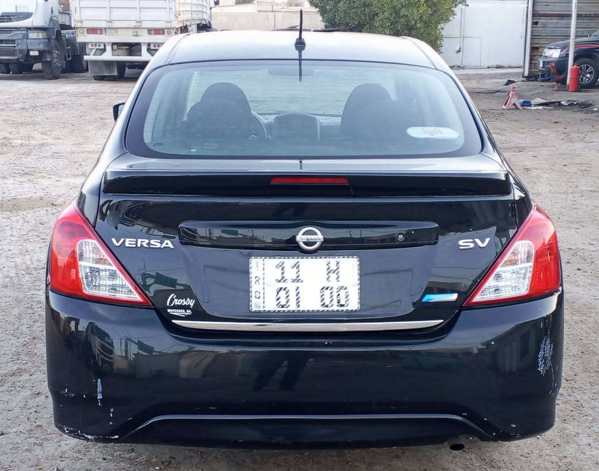 بسم الله الرحمن الرحيم
السلام عليكم.
نيسان فيرسا 

موديل 2018

رقم بغداد 11 انكليزي

سنويه لغاية 2030 

الهزه بالشهر العاشر

جام عادي ويل عادي

طخم تاير جديد

حداديه جديده

ايرباكات سليمه

تبريد بلادي شغال

بيها صبغ نهاية الچاملغ الخلفي  الأيسر

السعر 85 $ نهايتها

                             ***********
