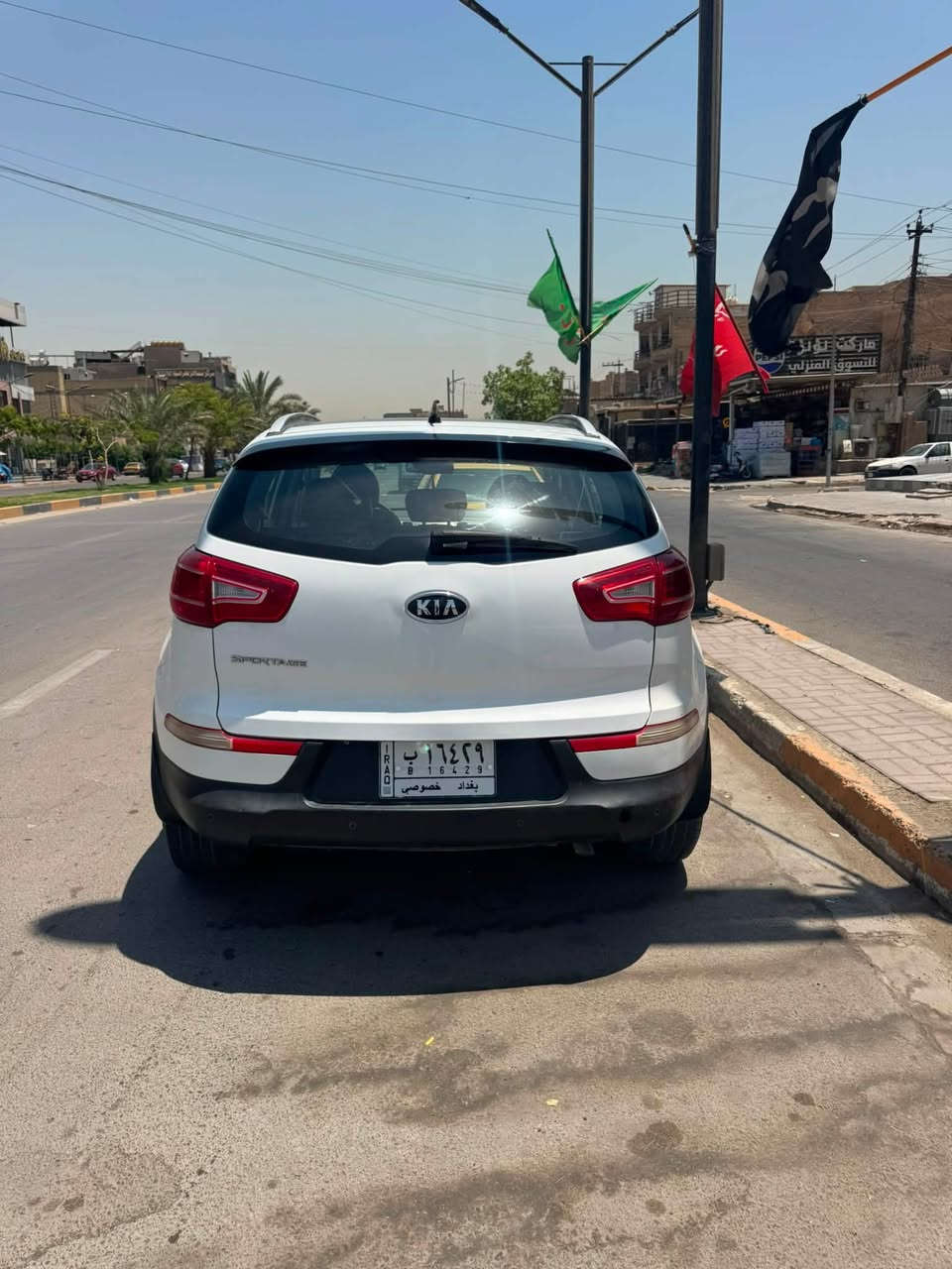 سلام عليكم سيارة سبورتك 2012 خليجي مكينة 2000 فتح بانوراما مرايا شفط من عدى البصمة سيارة جاهزة تبريد ثلج ماشي 100,000￼ السعر 135 بغداد زعفراني ***********￼
