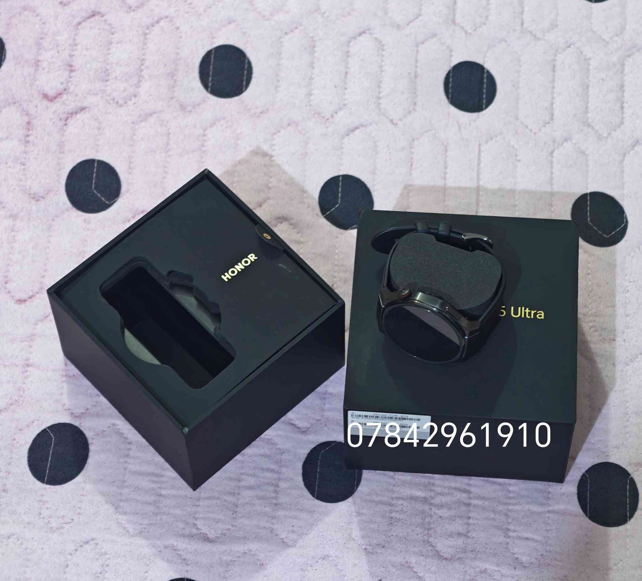 ساعة هونر واتش 5 الترا
مستخدم يوم واحد السعر 230 وبيه مجال


**إذا كنت صاحب هذا الإعلان وتريد حذفه لأي سبب، رجاءا أرسل رسالة إلى الدعم الفني**