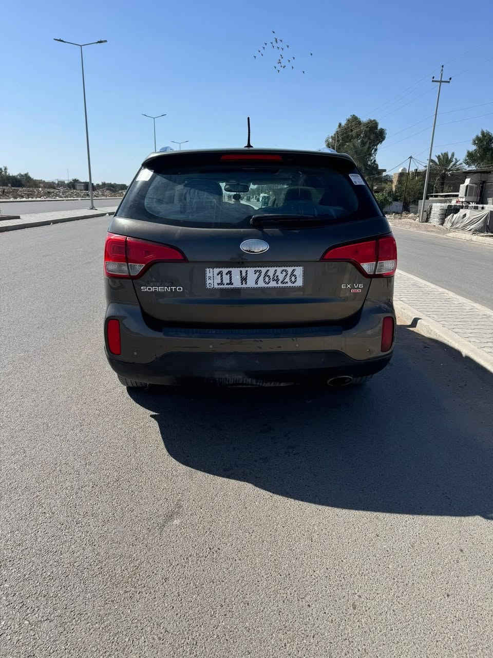 اعله فئه بسورنتو  شنو بالك بيها
موديل ٢٠١٤

رقم بغداد هزه وسنويه جديده 

مكينه ٦سلندر تاكل شارع 

٧راكب 

٣قطع تبريد

بنراما 

بصمه 

جنطه كهرباء 

كشنات كهرباء +تدفئه+تبريد 

كشنات جلد اصلي  

شاشه +كامره

بردات خلفيه 

حساس امامي وخلفي

تحكم استيرن فول 

اضواء ترحيب 

نظام ايكو 

تبريد ابيانو لمس 

حاكية ' ابلوتوث ' اوكس

وَيْل اكروم 

يدات نيكل 

اشاير بلمري+مري شفط 

كير ومكينة مكفولات 

كلة شغال  ميكانيك خير من اللة 

سياره كلين بدون صبغ كفاله من كلشي جيده جدااااا

السعر١٦٠ وبيها مجال 

***********مكاني بغداد
