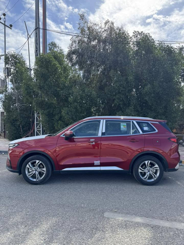 السلام عليكم
فورد تيريتوري 
موديل 2025 
السيارة زيرو ماشية 4 الف 
رقم بغداد بأسمي 
فول مواصفات فئة ترند 
للاستفسار ‭0781 302 0800‬
