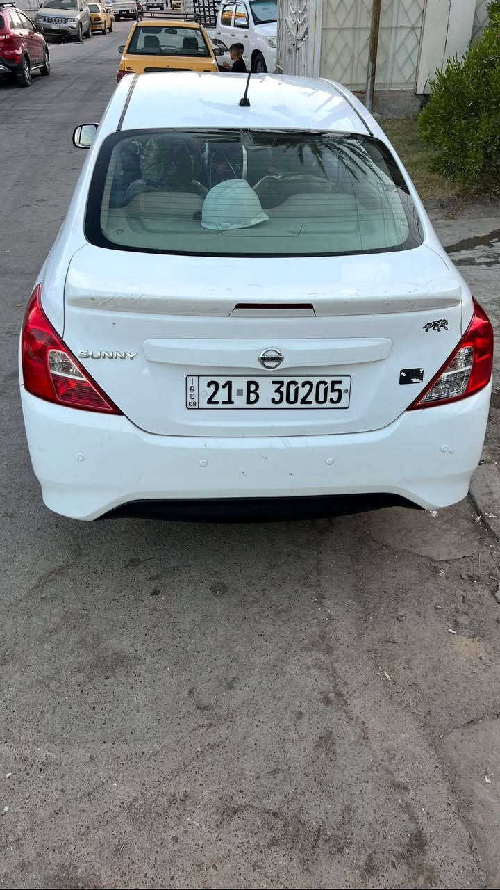 سني ٢٠٢٠ هندي بليتة زرگة بيهه حالوب  وبارد جاملغ امامي مال سايق فقط ماشية ٢٥٠ الف مكينة وكير بحالة جيدة جداً 
رقم سليمانية انكليزي تحويل مباشر
صدر و باتري و زوج تايرات و قايش جديد ودهن مكينة وكير جديد مبدلهن
مكاني بغداد حي اور ***********
السعر ١٠٣ قفل 
نقص جامة امامي فقط تتبدل من تريد تسوي هزة سعر الجامة ٦٠
