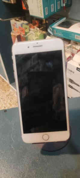 السلام عليكم ايفون 8 بلص ذاكره 256 بطارية مبدلة فقط نضيف ***********
