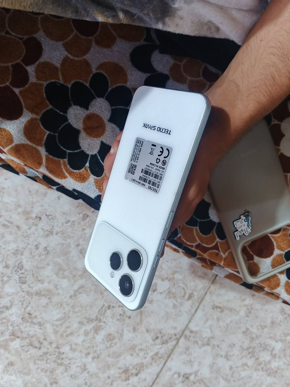 سلام عليكم جهاز للبيع
اسم الجهاز/ TECNOSPARK 40
الطراز TECNO  KM5
الكاميرا الخلفية 50M
الكاميرا الأمامية 8M
البطاريه 5200mAh
الشاشة 270×1600
الذاكره 256 
الحهاز مستعمل 3 ايام بس 
السعر 310 وبي مجال 
*********** متوفر واتساب 
العنوان كركوك دروازه
