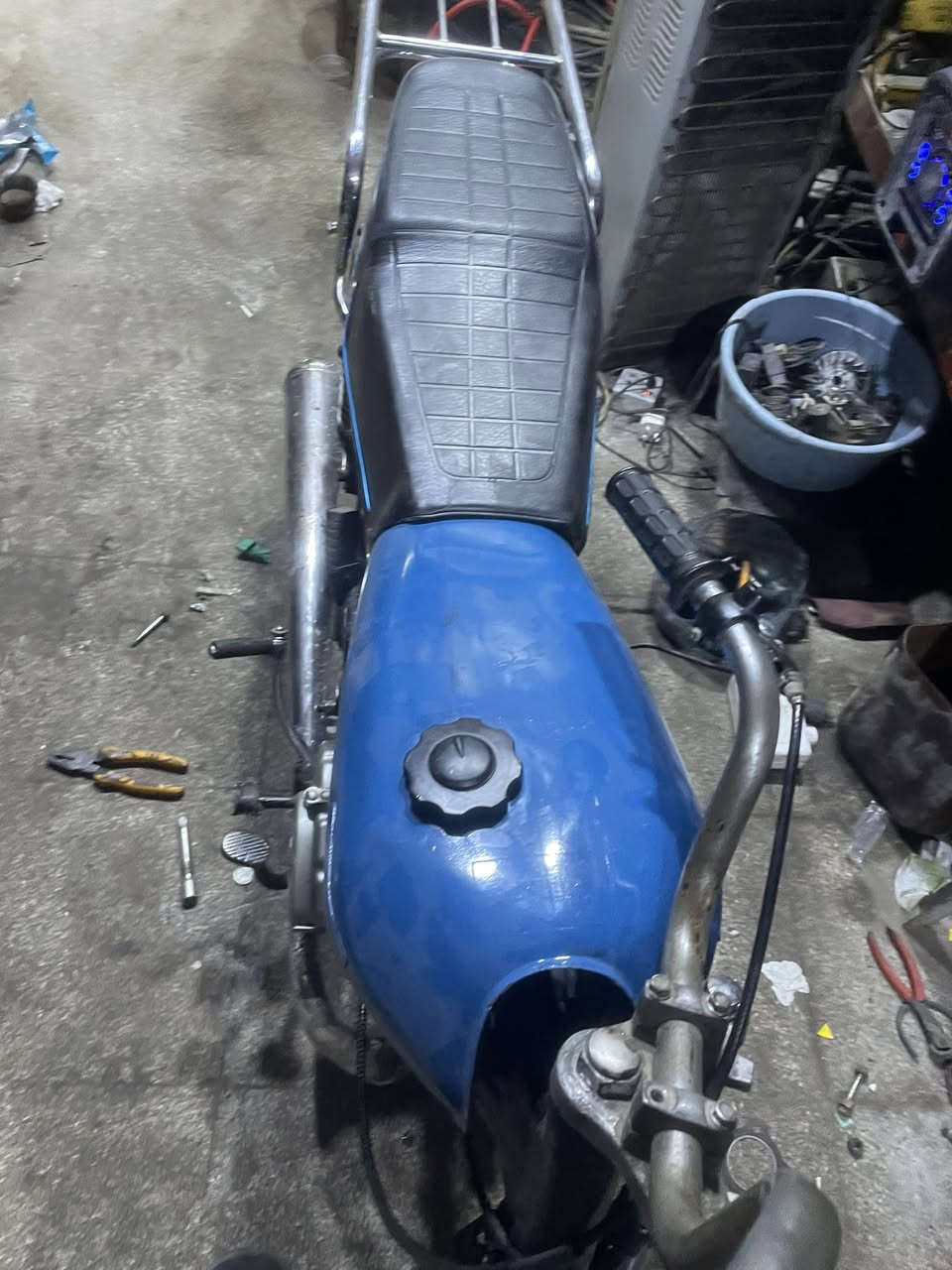 دراجه ايراني ادوات السعد 250 الدراجه حلوه لا تنقيص لا تبخر ***********رقمي تصل وبخدمتك العنوان البصره حي الزيتون
