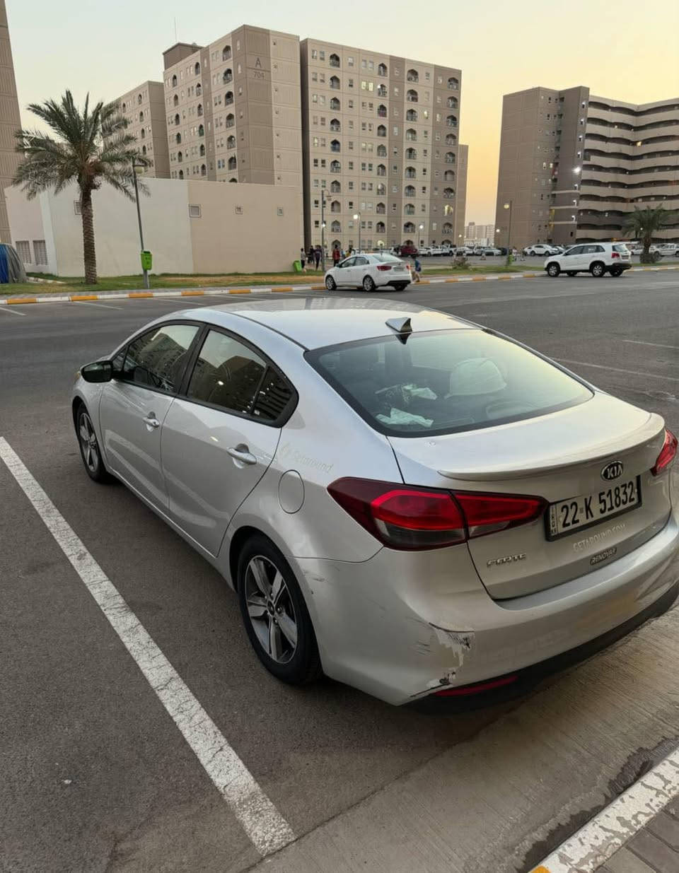 كيا فورتي ٢٠١٨ سلفر محرك ٢٠٠٠ دوش للبيع
لسلام عليكم
كيا فورتي ٢٠١٨ سلفر رقم اربيل باسمي
ماشية ١٤٨ الف ميل
حادثها دعامية و بنيد مثل ما موضح بالصور و مبدلات بدون دواخل لا ايرباك لا شاصي و لا لغد
بيها شخط بالباب الي خلف الصدر
السعر ١١٨ ورقة
للتواصل
***********
تحياتي
غير متواجد ع الفيس
