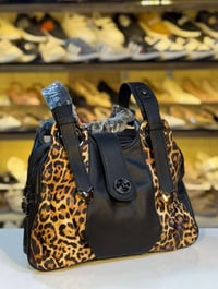 مرحبا زبائنا الكرام  يتوفر لدينا حقائب كنغر  #حقائب 👜 #نسائية ... قياس...