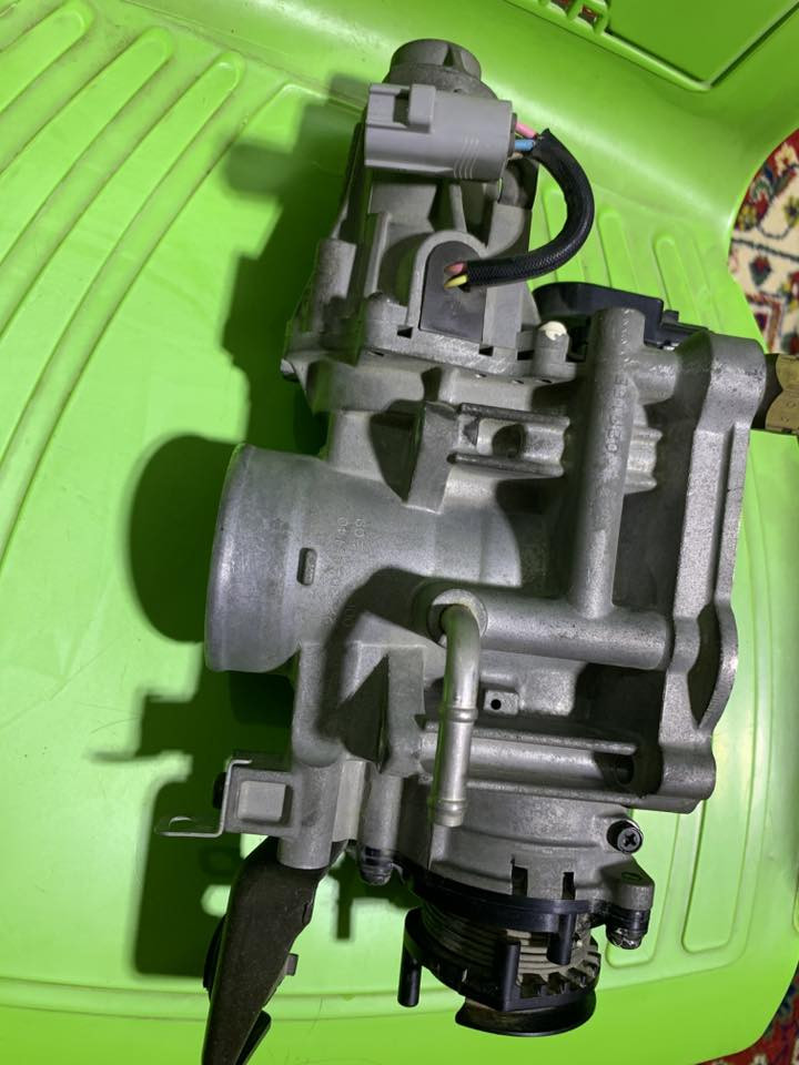 جويترر جديد ما مشتود بسياره فتحته  من المكينه بيدي إذا مشتود بسياره يرجع  رقم***********
