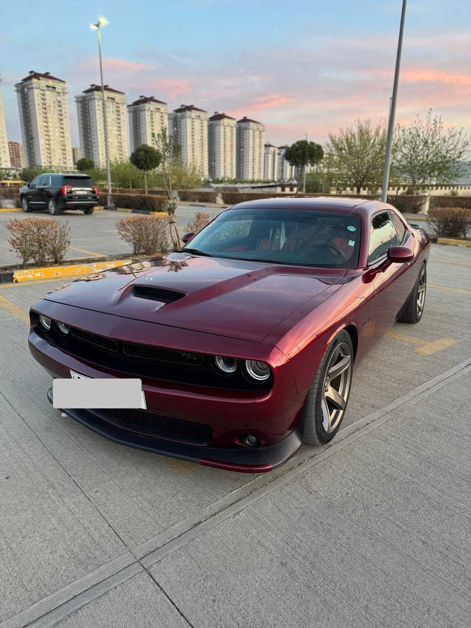 Dodge challnjer 2020 R/T
بدون صبغ
٣ مكان بارد
رقم اربيل
بصمة شغال 
كاميرة و حساس خلفي
كير محرك كهربائي بشرت
سعر ٢١٠
ماشي ٤٨ ميل 
***********

