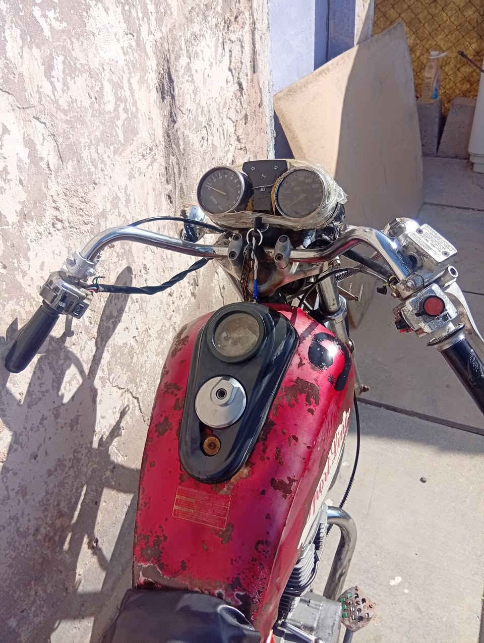 للبيع جونده رقم وسنويه رقم اسود
ابيع كلك شغاله نكره محرك نااعم بس ادخن 
دبلات شغاله لايت سعره 175 مكاني بابل الحمزه الغربي ***********
