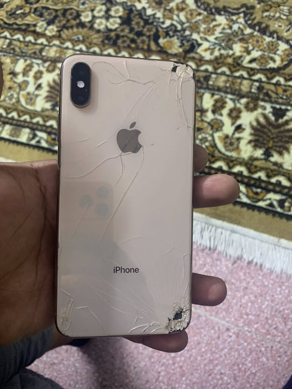 ايفون Xs Maxجهاز كله شغال وفول مابي اي مشكله فقط الكامره تهتز من لوكعه بس تكبس شريطها وكع وتفطر مكاني بغداد جديده سعره90وبي مجال بسيط


**إذا كنت صاحب هذا الإعلان وتريد حذفه لأي سبب، رجاءا أرسل رسالة إلى الدعم الفني**