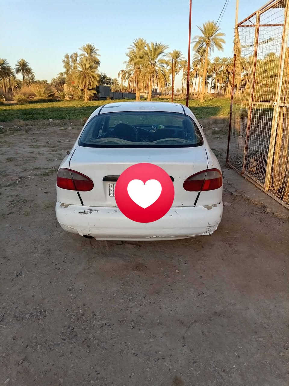 السلام عليكم . للبيع او مراوس حسب القناعه .دايو لانوس مديل ٢٠٠٠  رقم بابل مكينه خيط تبخير صدر حداديه جديد كهربائيات كله شغاله كير خير من الله .رقم انكليزي سنويه للشهر السابع .باسمي غرامات صفر . السعر ٢٥ مجال بصيط عنواني بابل هاتف *********** غير متواجد عل فيس .
