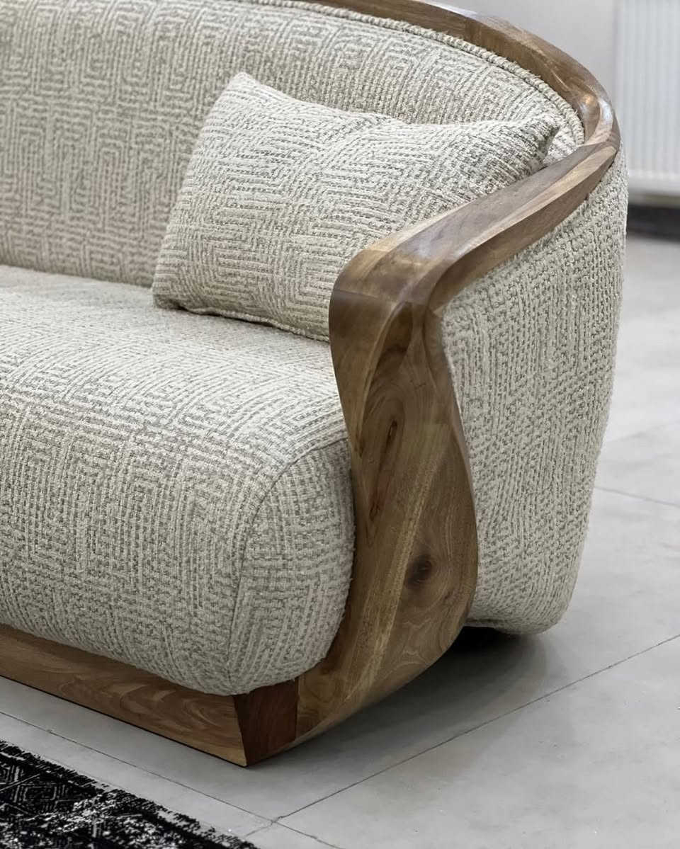 ✨ أريكة نَفَس | Perfect Furniture ✨

الفخامة تبدأ من التفاصيل...

نحن مصنع متخصص في إنتاج الأثاث المودرن والفاخر في إيران، نقدم لكم تصاميم مميزة بجودة عالية وتنفيذ احترافي.

✔️ إنتاج مباشر من المصنع
✔️ جودة عالية وخامات ممتازة
✔️ هيكل خشبي قوي ومتين
✔️ إمكانية اختيار اللون والقماش حسب الطلب
✔️ تنفيذ طلبات خاصة حسب ذوق العميل
✔️ بيع للأفراد والمعارض والتجار
✔️ أسعار خاصة لتجار وموزعي الأثاث
✔️ تصدير وشحن إلى جميع محافظات العراق 🇮🇶

نَفَس...
تصميم مختلف لمن يبحث عن التميز.

📦 نوصل منتجاتنا حتى باب منزلكم

للاستفسار والطلبات:
📱 WhatsApp:
+98 912 502 1043
+98 912 634 8004

📸 Instagram:
@moble.perfect

#أثاث_مودرن
#أثاث_العراق
#أثاث_بغداد
#غرف_جلوس
#كنب_مودرن
#أثاث_فاخر
#ديكور
#PerfectFurniture


**إذا كنت صاحب هذا الإعلان وتريد حذفه لأي سبب، رجاءا أرسل رسالة إلى الدعم الفني**