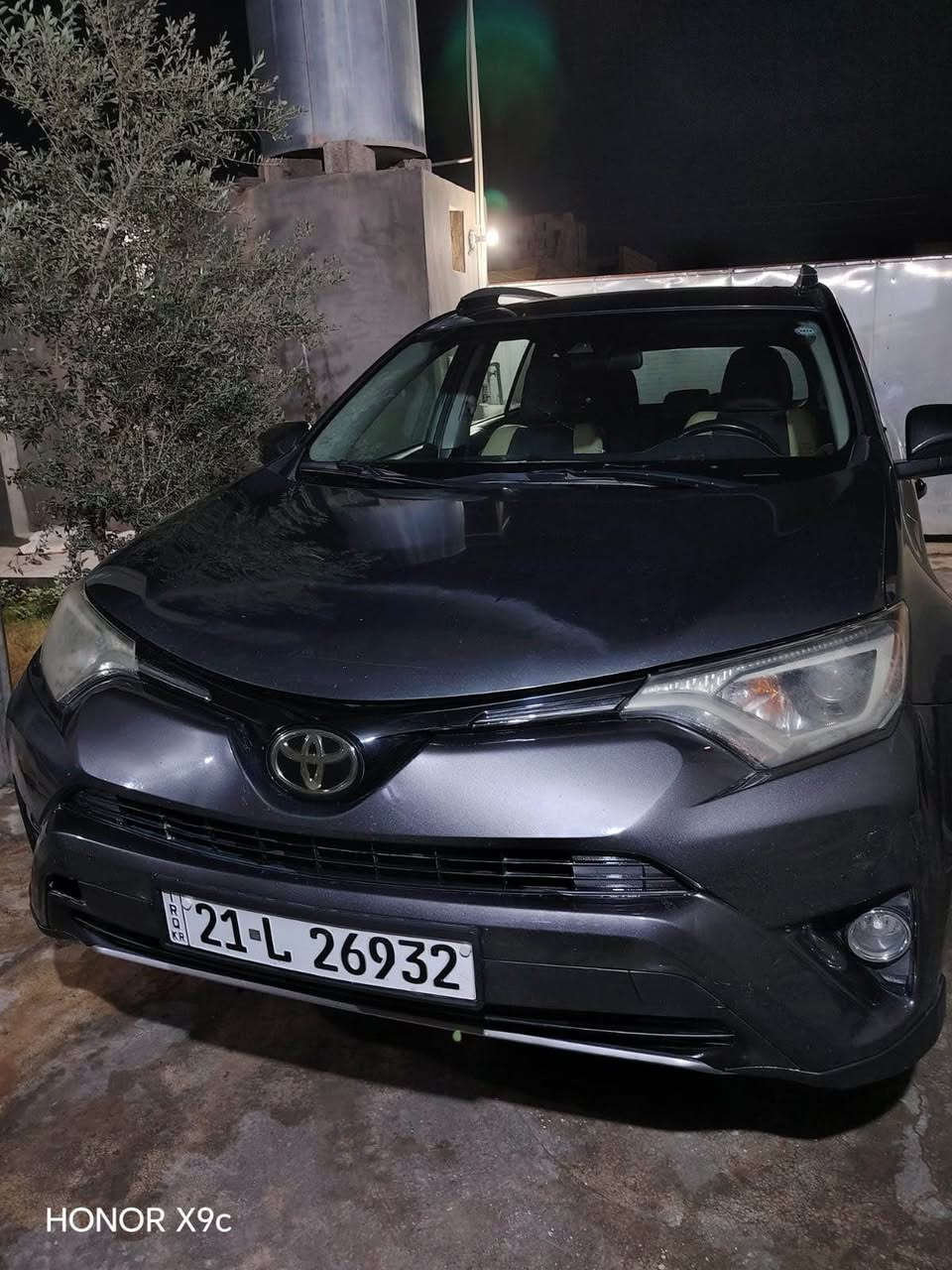 رافر فور 
موديل٢٠١٧ 
وراد امريكي 
السياره ماشيه ١٩١ الف كيلو مو ميل 
سياره ضرره بس باب عكس السياق مبدل بلادي 
سياره خاليه من الصبغ والمعجون اخت الكلين 
كير محرك شرط 
تايرات جديد 
صدر جديد
سياره فول 
بصمه 
سلايت
كشنات كهربائيه موصفات بعد هوايه بيه 
تحويل مباشر 

كلشي جديد بالسياره 
السعر ١٦٠ وبيه مجال 
الاستفسار الاتصال 
*********** تكريت, صلاح الدين
