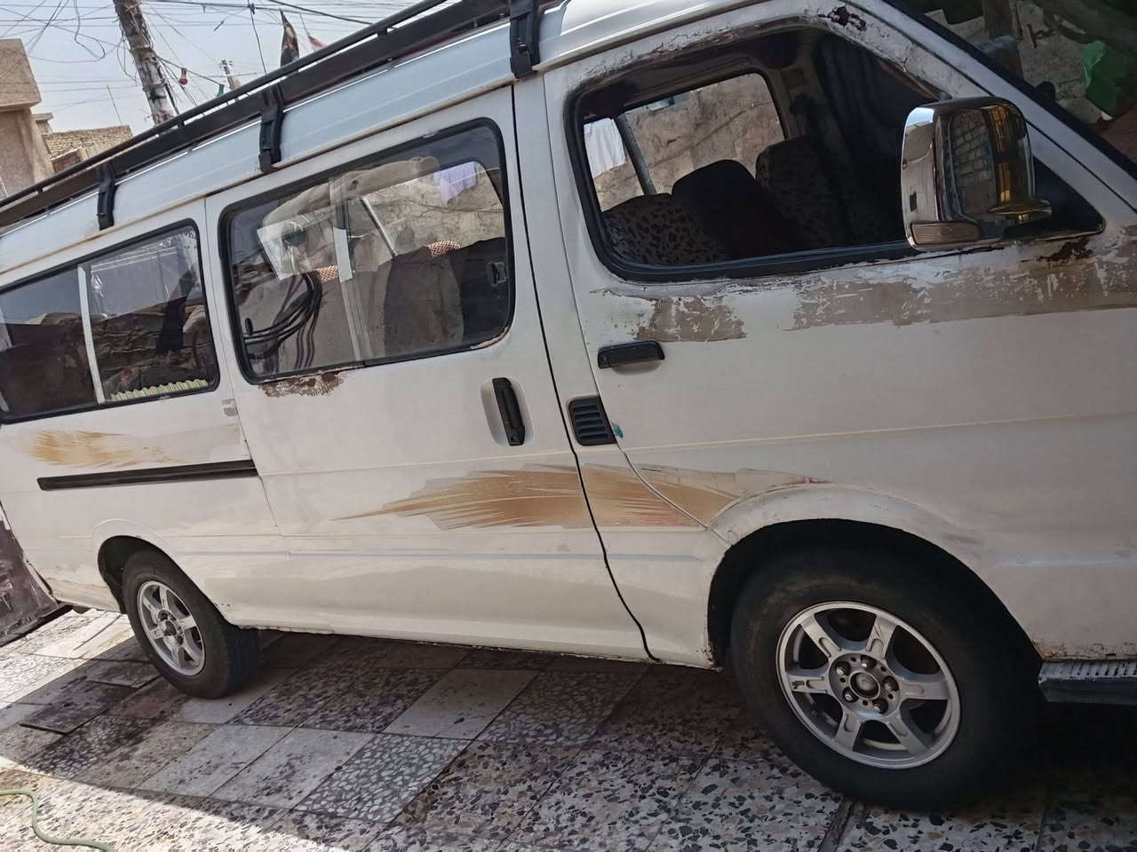 فتون موديل ٢٠١٤ مكينه مكفوله كير نضيف اكسل جديد كشر مكفول صدر نضيف رقمه ميسان مصفره هيئه ضريبه مرور تاير نضيف دوشمه نضيفه معروضه ٦٥ وبيه مجال بسيط مكاني بغداد الكماليه ***********

