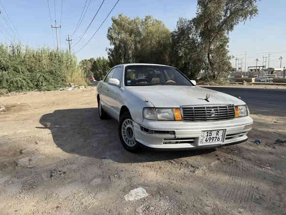 السلام عليكم من رخصه الادمن سياره بطه منفصل موديل 93 السياره جاهزه وخير من الله كفاله من الكص والاصوليات والضربه رقم انبار انكليزي بسمي شخصين السياره بحاله جيده باتري جديد زوج تايرات امامي جديد كهربائيات كله شغاله ما تريد مصرف السياره حلوه نظيفه السعر 57 وبيه مجال 
***********
