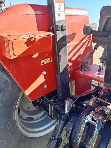 السلام عليكم موجود تركتر للبيع صفر فوركسن تركي موديل 2021 رقم دهوك السعر الاتصال على الرقم ***********
