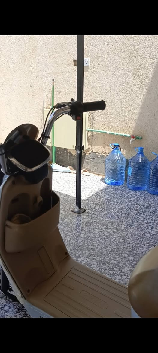 السلام عليكم دراجه للبيع دراجه كفاله 4 بطاريات وبطارياته جديدات ما بدلات سرعته 60 حقيقي داخل بيجي درجه جديده تجي وشوفه موديل 2025 مكاني بصره كرمه علي سعر 375 وبيه مجال اللطيبين الرقم (***********) 🌹🌹
