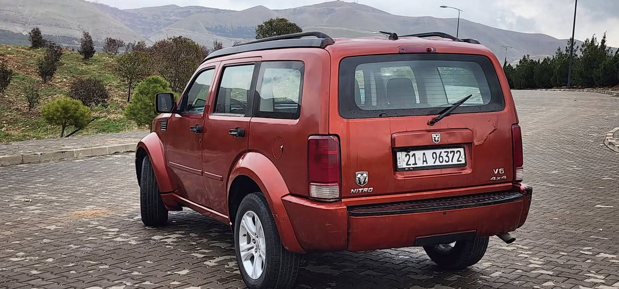 دۆج نیترۆ2007 مواسەفات 
  دەبڵ ئەکسل 
گێڕ ئۆتۆماتیل ABS
 تەحدید سرعە 
چوار جام کارە باو ئۆتۆ تراکشن
 بەشەرت هەموو گیانی 
 سەیارەکە کامل بۆیاخە
 ڕەقەم سلێمانی
 سەنەویو ڕەقەمی تازەیە بە
 ناوی خۆمەوەیە چوار تایەی
 لۆکم بۆ بەستوە پێشو دوای
 تازە داگیراوە 
چرکەی تیا نیە تەبرید ساردو گەرم بەشەرت   گێڕ و مە کینەو تەحویل بەشەرت 
سعری 60 مەعامەلە السليمانية, العراق


**إذا كنت صاحب هذا الإعلان وتريد حذفه لأي سبب، رجاءا أرسل رسالة إلى الدعم الفني**