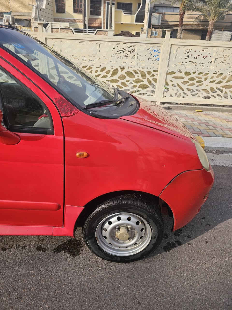 السلام عليكم
كيو كيو للبيع 
كيو كيو موديل 2012 ضرر جاملغ امامي مبدل وباب خلفي عكس سايق بارد واضح بالصور جام 4كهرباء كير اوتو بلادي يجي طبعا اوتو وعادي معروف كير محرك مكفول شرط تبريد شغال ثلج تخم تاير جديد داخل نظيف كلش جديد رقم بغداد دولي هزه جديده باسمي شرط تحويل ثاني يوم السعر 36 ورقه بيه مجال  مكان الانبار الفلوجه للاستفسار الاتصال 
***********
