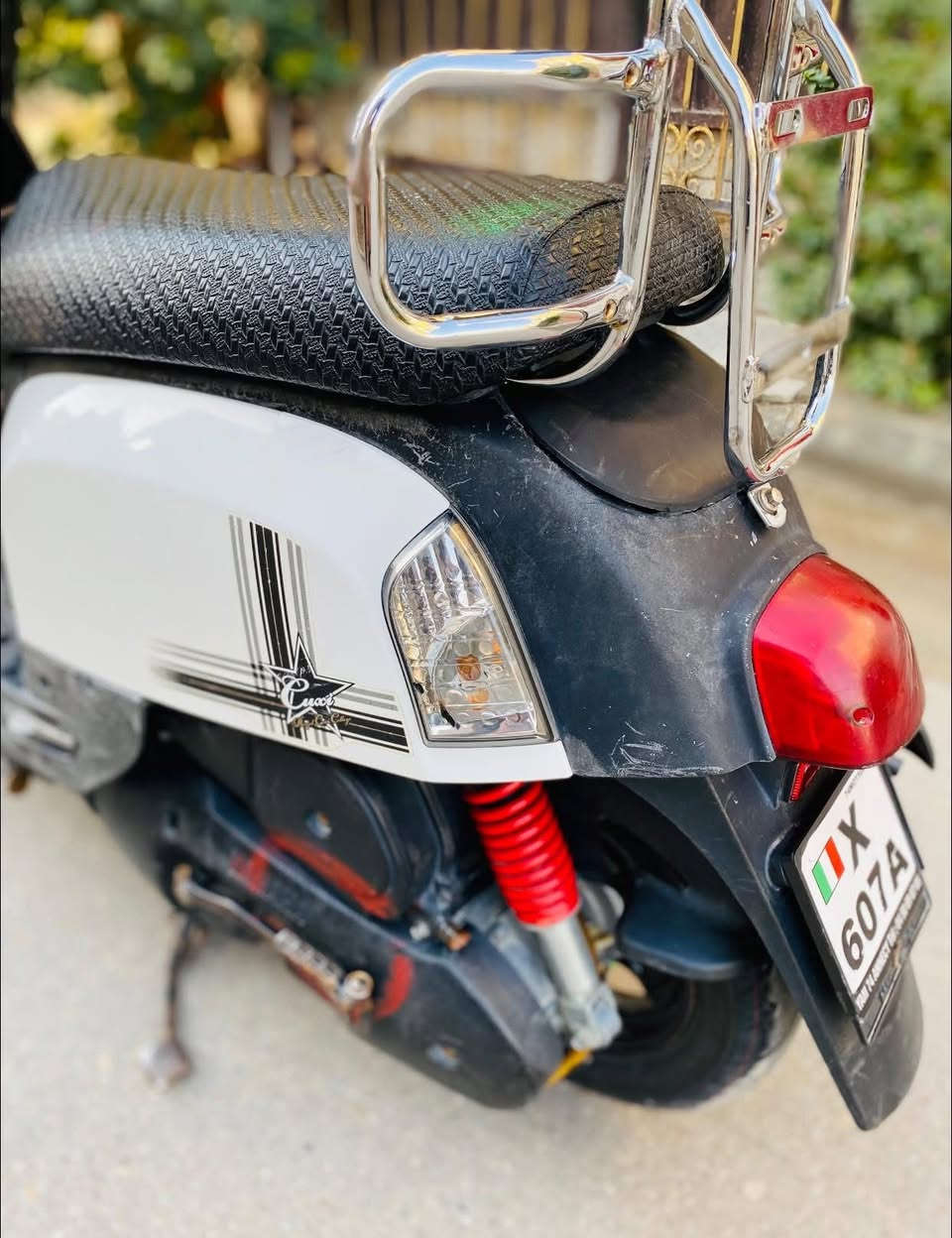 للبيع بوليسي دراجه جديده ماناقصه شي
سلف هندر سكن عالي ناصي اشاير كله شغال بيه وجاهزه
 دراجه جديده ٥٠ ابلاد  رايده ٧٥٠ وبيه مجال
 ناصريه مركز ***********
