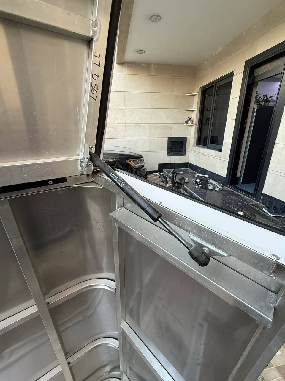 السلام عليكم رمضان كريم كابينة فورد مافرك
امريكي جكات مع مفاتيح عدد2 العنوان بغداد العامريه 

للاستفسار ***********
