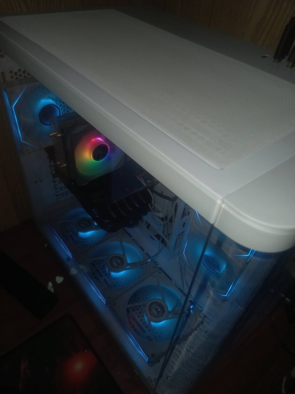 🔥 PC Gaming 🔥
• 🔹 المعالج: Intel Xeon E5-2620 v3

(12 نواة – 2.40GHz)

 • 🔹 كرت الشاشة: AMD Radeon RX 580

(8GB VRAM)

 • 🔹 الرام: 16GB

 • 🔹 اللوحة الأم: X99

 • 🔹 النظام: Windows 10 Pro 64-bit

 • 🔹 DirectX: 12

 • 🔹 الجهاز شغال 100% بدون مشاكل ✅

 • 🔸 استجابة سريعة – ممتازة للألعاب التنافسية 🎮

🎯 مناسب للألعاب، الدراسة، المونتاج والشغل الثقيل

السعر:500قفل 

مكان بغداد الدوره


**إذا كنت صاحب هذا الإعلان وتريد حذفه لأي سبب، رجاءا أرسل رسالة إلى الدعم الفني**