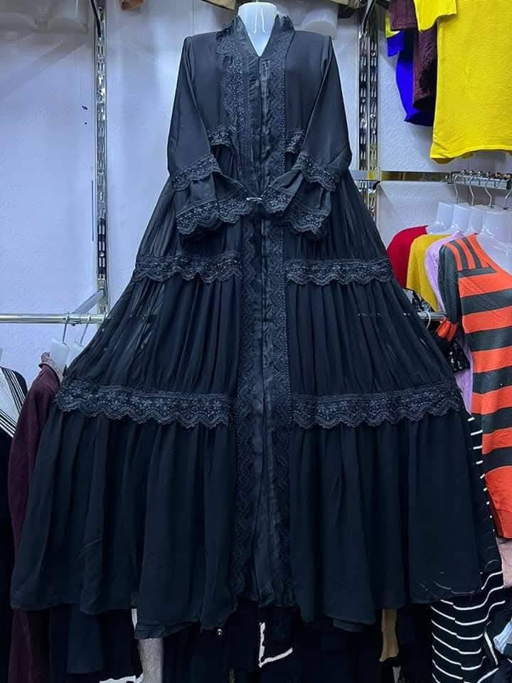 سلام عليكم بيع فقط جمله
عبايه نسائي
 العدد بل75 قطعه
للطلب والاستفسار وتساب ***********

