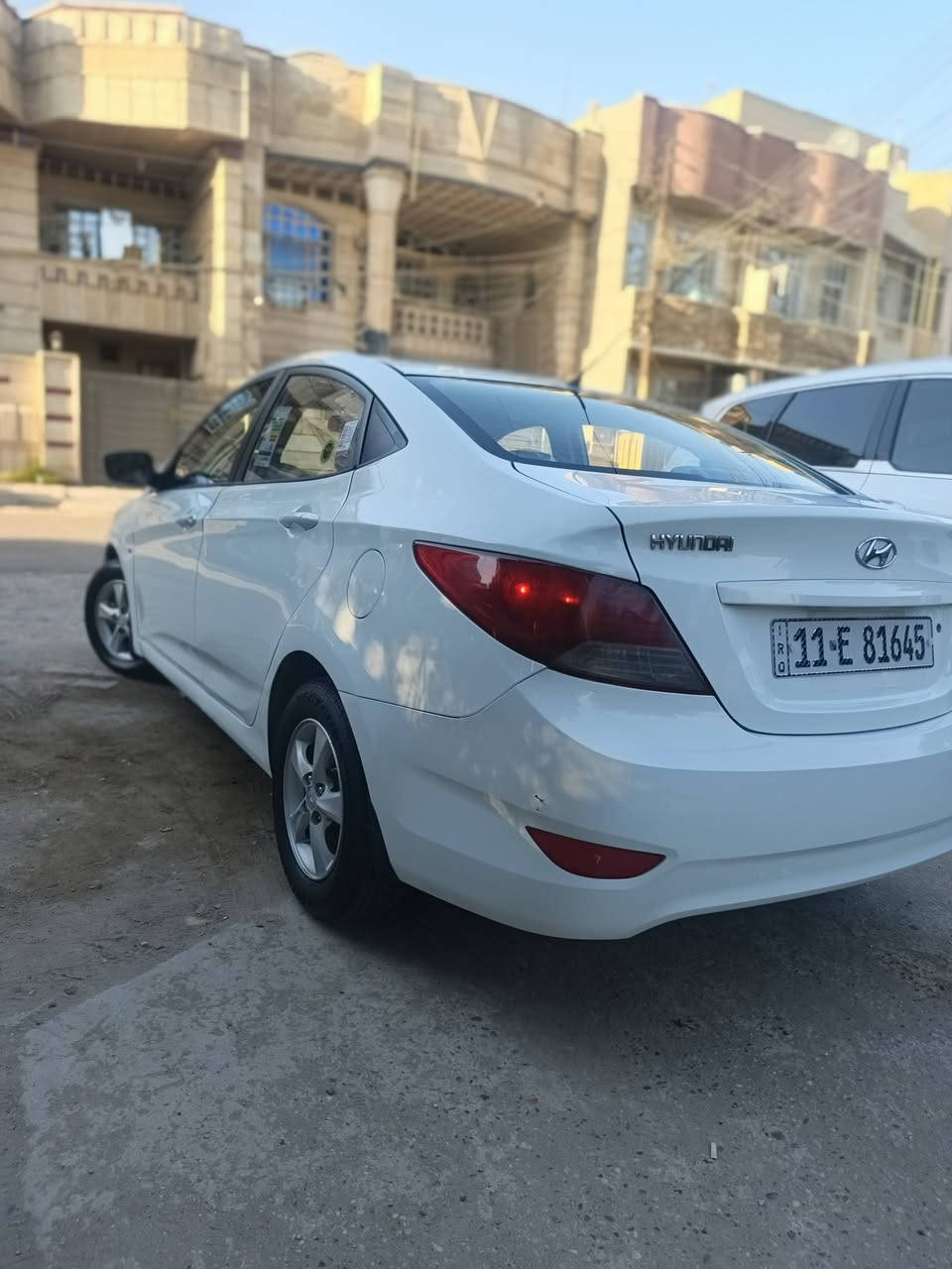 اكسنت مديل 2013 خليجي شركه عامه محرك 1600 دوش دبل قطره سياره بيها ٣ قطع صبغ والهلال الخلفي مال جاملغ سياره مكينه كير تبريد حداديه كلها جديده باسمي وتحويل ثاني يوم رايدها ب ٨٨ وبيها مجال مكاني بغداد  ***********
