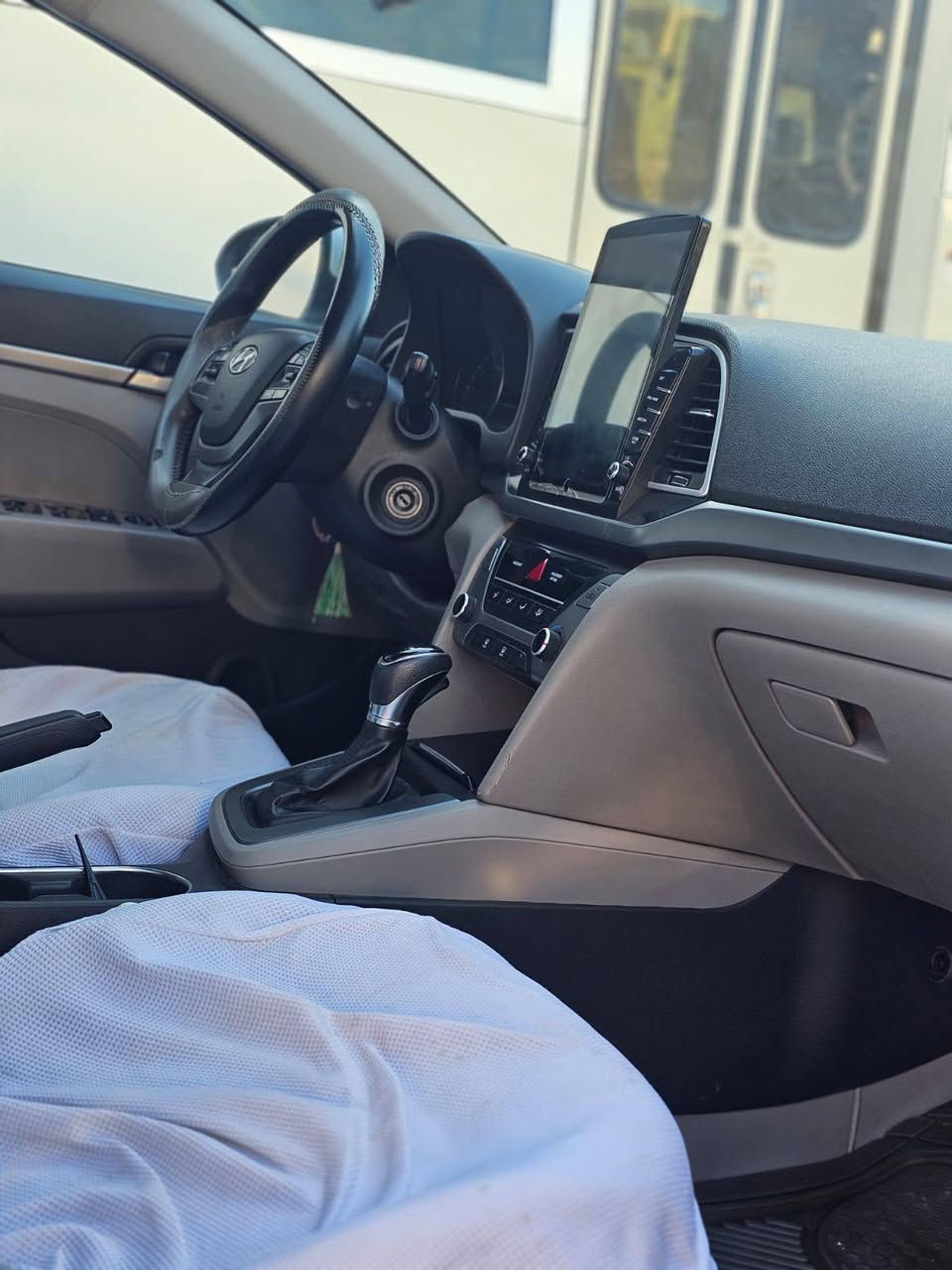 السلام عليكم النترا للبيع موديل 17 محرك 2000 كير محر مكفول صور الحادث بالمنشور والسونار بالمنشور المكان بغداد الشماعيه الرقم ***********،،،،،السعر 128/////السياره ماشيه 62
