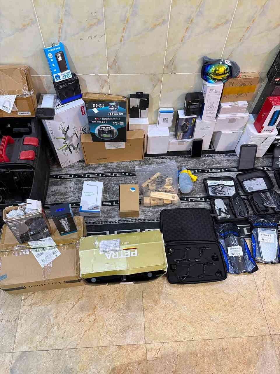 بضاعه كله مفوله
اي استفسار خاص 
يشهد الله البضاعه كلش حلوه 
ونسبة الفحم تقريبا 4/5 وحتى ان شاءالله ماكو شي فحم وبالعافيه الي ياخذه و اي استفسار خاص


**إذا كنت صاحب هذا الإعلان وتريد حذفه لأي سبب، رجاءا أرسل رسالة إلى الدعم الفني**